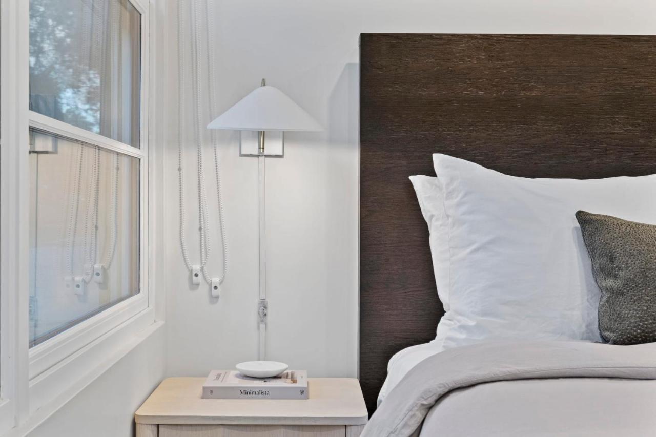 Casa Jardin - Boutique Suites In Downtown Санта Барбара Екстериор снимка