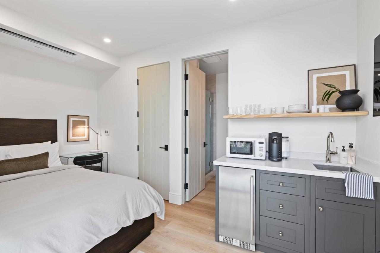 Casa Jardin - Boutique Suites In Downtown Санта Барбара Екстериор снимка