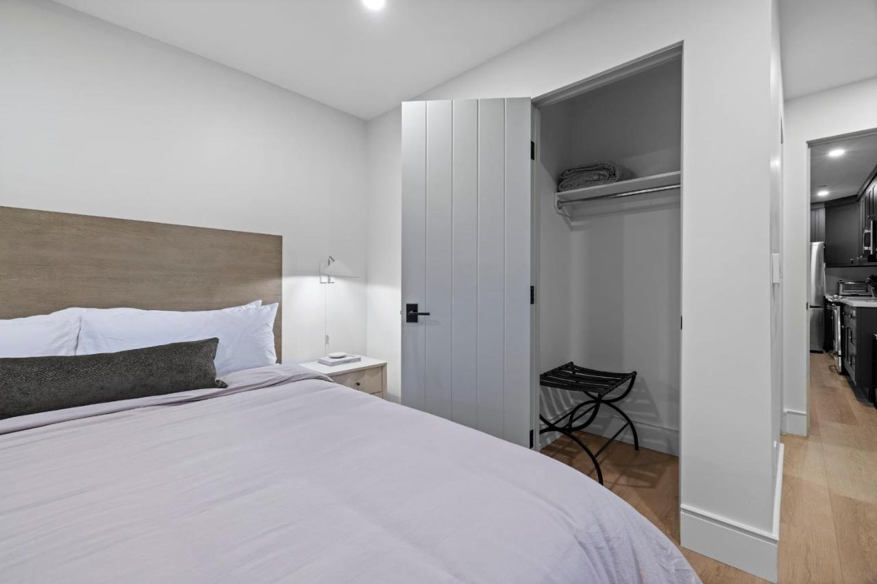 Casa Jardin - Boutique Suites In Downtown Санта Барбара Екстериор снимка