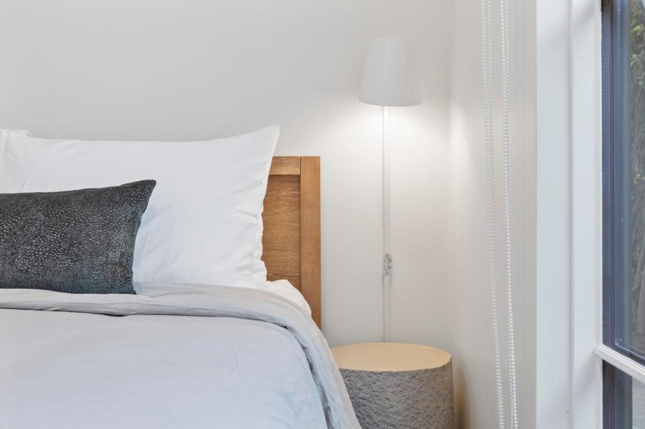 Casa Jardin - Boutique Suites In Downtown Санта Барбара Екстериор снимка